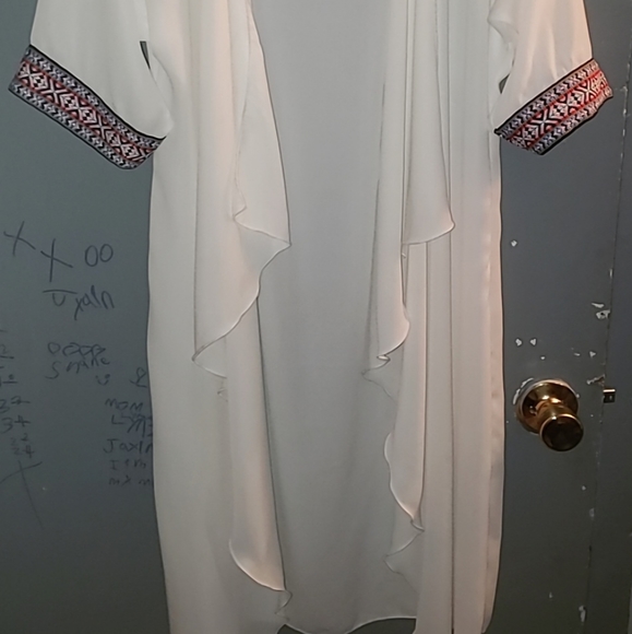 Lula Roe - Picture 2 of 2